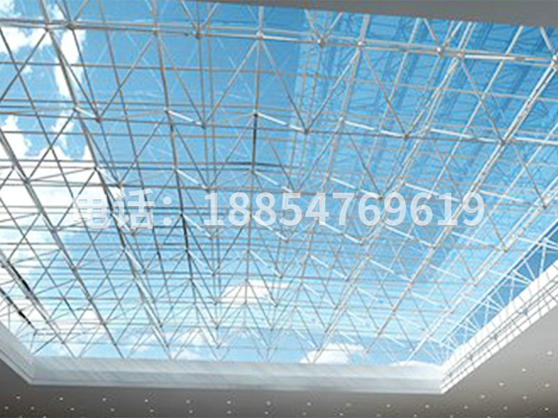 四川绵竹采光顶网架