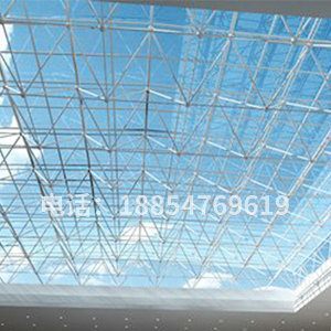 四川绵竹采光顶网架