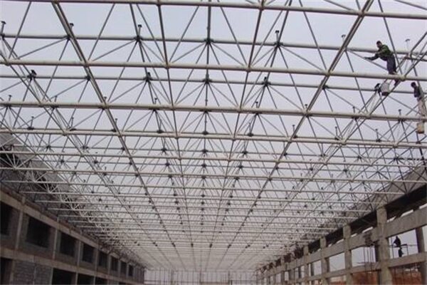 网架钢结构加工过程中造成的损失怎样避免