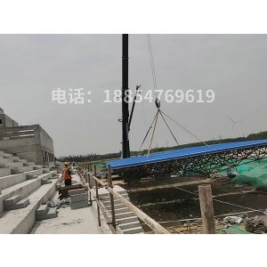 临泰高级中学9#大门及看台网架项目特点分析